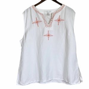 4/$25 Sherry Taylor white embroidered top NWD